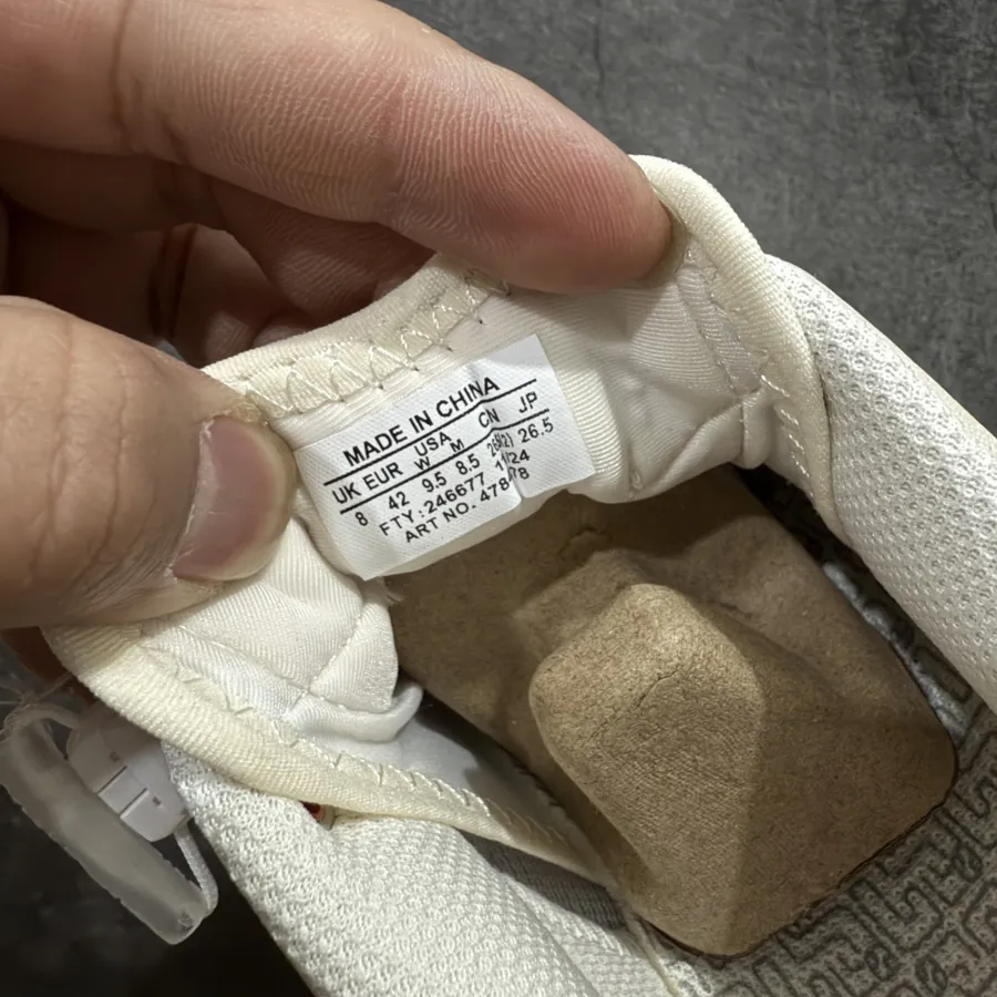CX Exclusive Edition XT Quest ADV Snake Year Limited Low Top Running Shoes