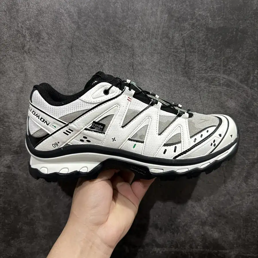 Salomon PandaPark x XT QUEST ADV Custom Graffiti Sneaker