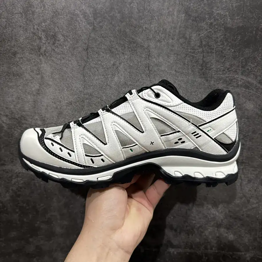Salomon PandaPark x XT QUEST ADV Custom Graffiti Sneaker