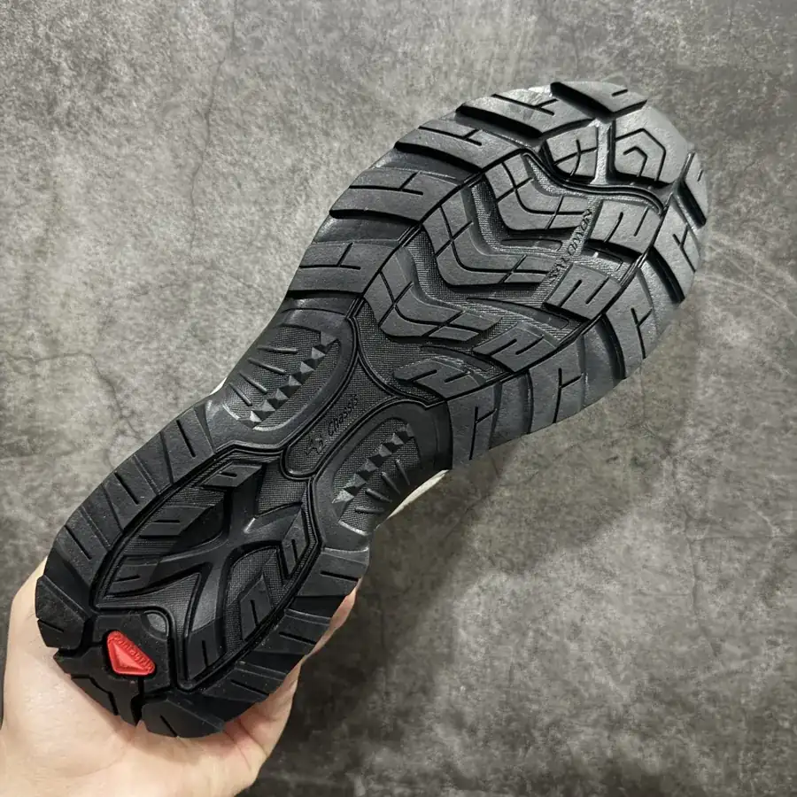 Salomon PandaPark x XT QUEST ADV Custom Graffiti Sneaker