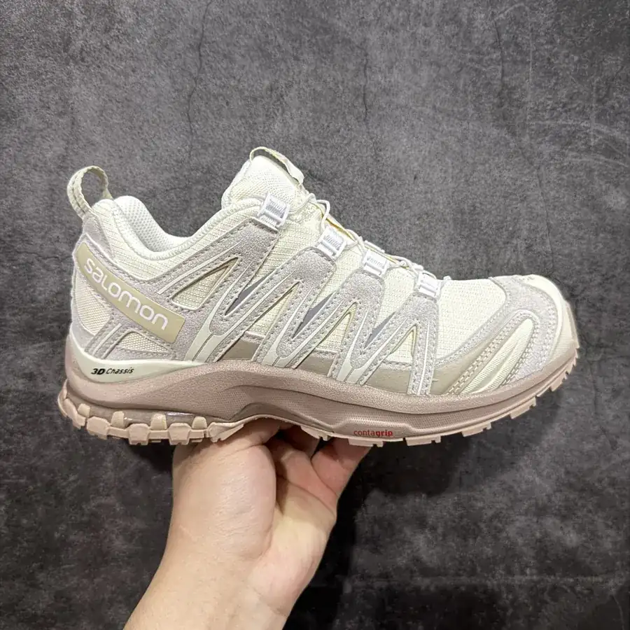 SALOMON XA PRO 3D Low Top Running Shoes Vanilla and Beige