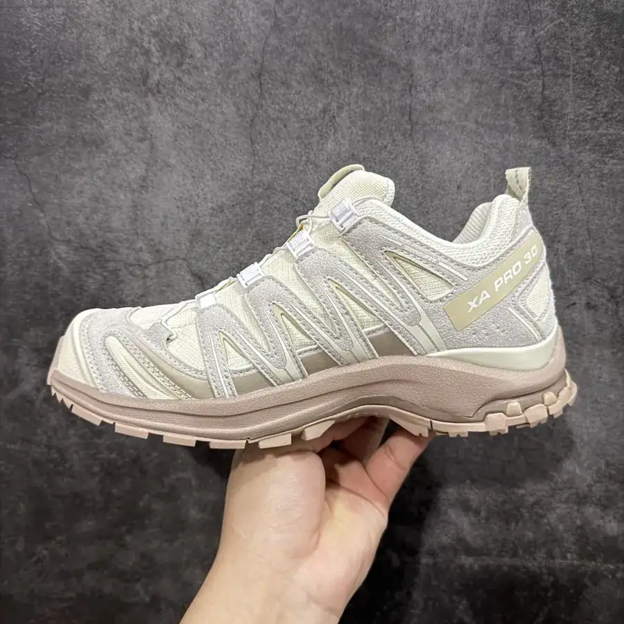 SALOMON XA PRO 3D Low Top Running Shoes Vanilla and Beige