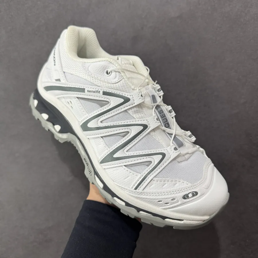 Salomon XT QUEST ADV Trendy Outdoor Trail Running Shoes