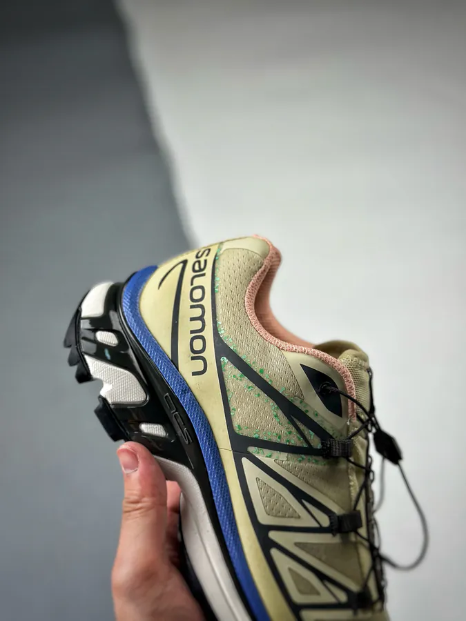Salomon XT 6 Vintage Tech Trendy Running Shoes