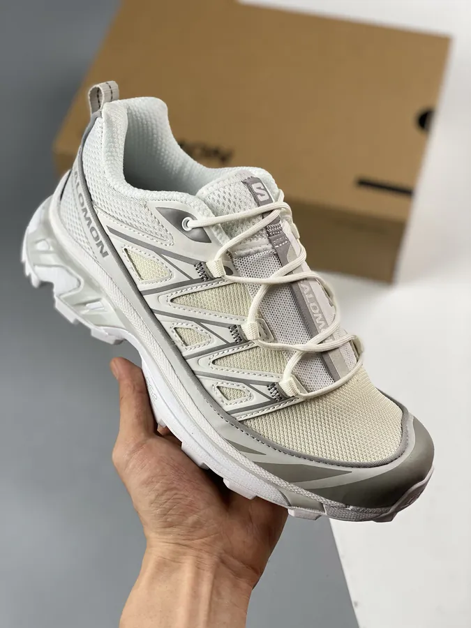 Salomon XT 6 EXPANSE Trendy Trail Running Shoes