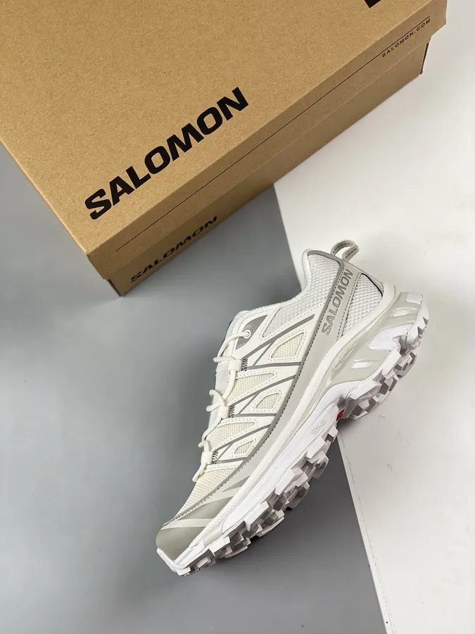 Salomon XT 6 EXPANSE Trendy Trail Running Shoes