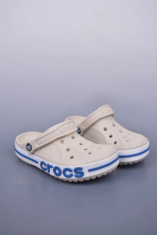 Crocs Belay Lightweight Summer Sandals with Classic Design