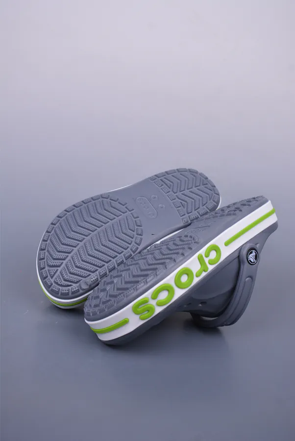 Crocs Belay Lightweight Summer Sandals with Classic Design