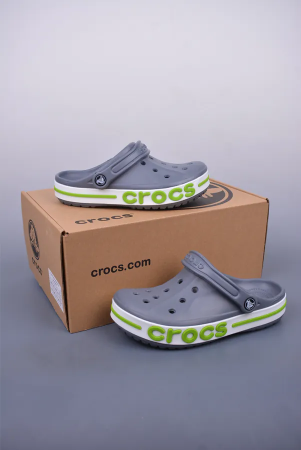 Crocs Belay Lightweight Summer Sandals with Classic Design