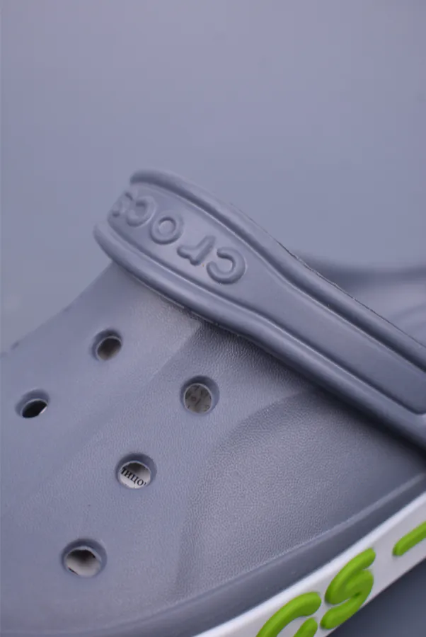 Crocs Belay Lightweight Summer Sandals with Classic Design