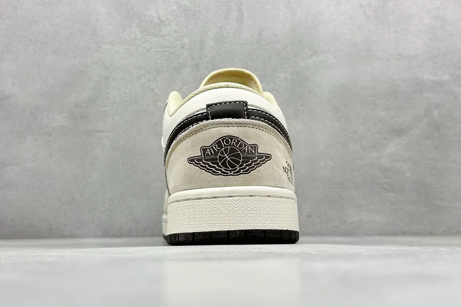 Fraent x Travis Scott x Air 1 Low 三方联名 Low Sneaker
