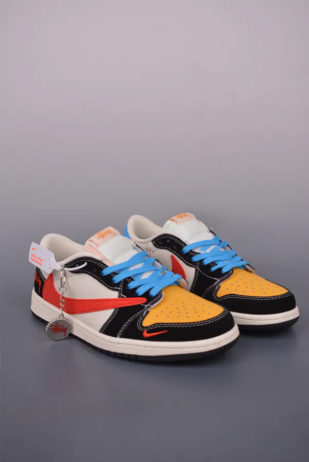 Fraent x Travis Scott x DIY Air 1 Low Triple Collaboration