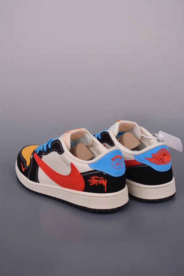 Fraent x Travis Scott x DIY Air 1 Low Triple Collaboration