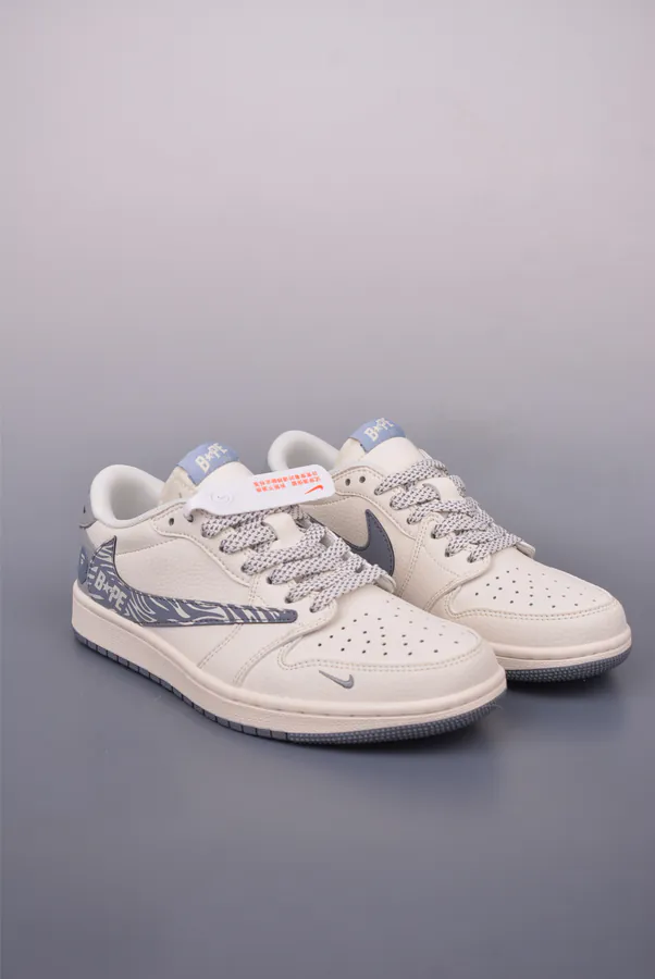 Fraent x Travis Scott x Air 1 Low Triple Collaboration Low Sneaker