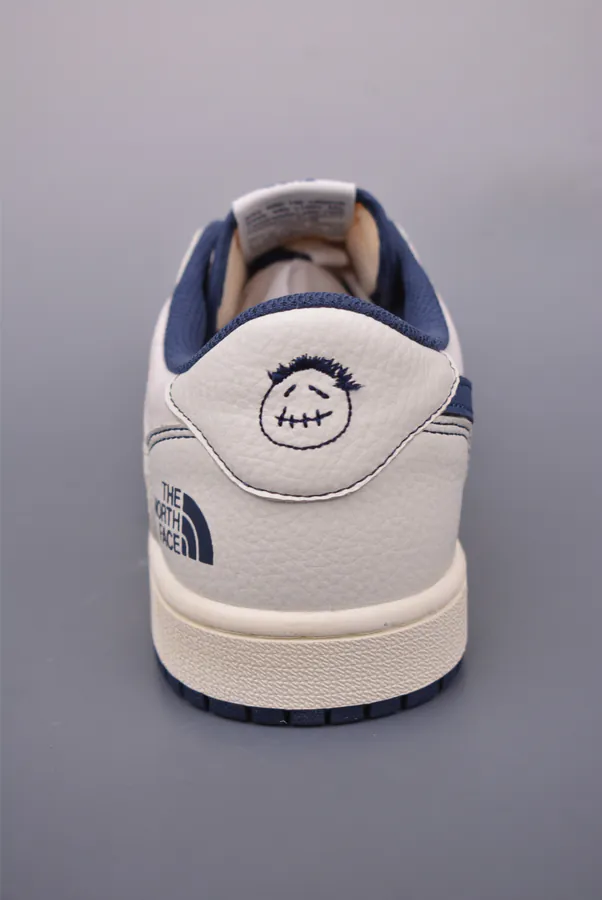 Fraent x Travis Scott x Air 1 Low Triple Collaboration Low Sneaker