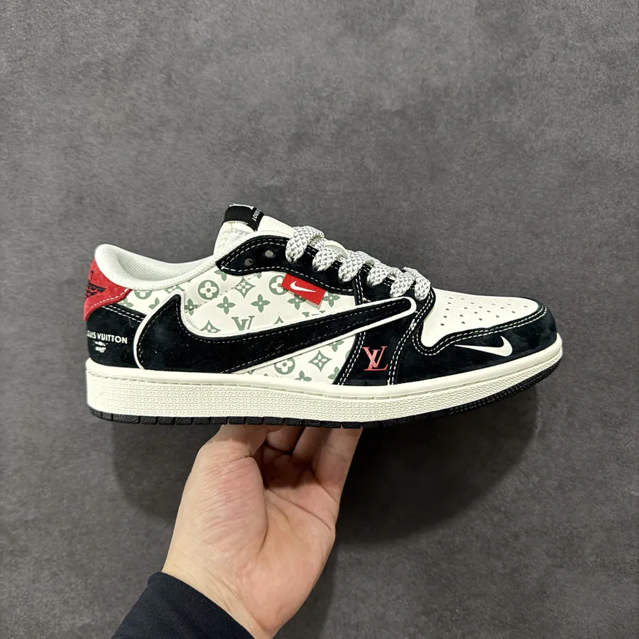 Travis Scott x Fraent Design x Air 1 Low OG SP 1 Black Red Toe Low Sneaker
