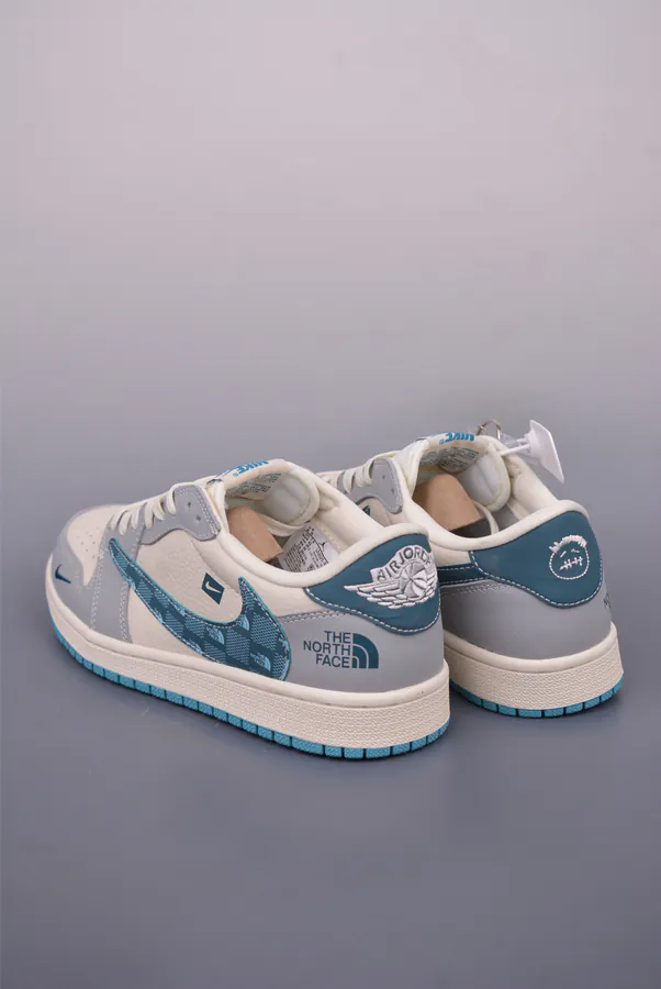 Fraent x Travis Scott x Air 1 Low Triple Collaboration Low Sneaker