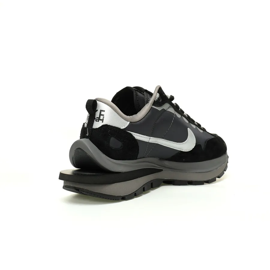 Sacai x Nike VaporWaffle 3.0 BlackSilverGrey