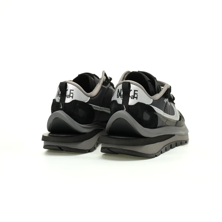 Sacai x Nike VaporWaffle 3.0 BlackSilverGrey