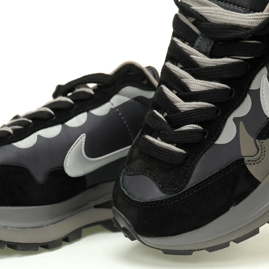 Sacai x Nike VaporWaffle 3.0 BlackSilverGrey