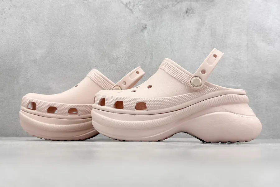 Cloud Crocs Retro Sandals with Thick Sole