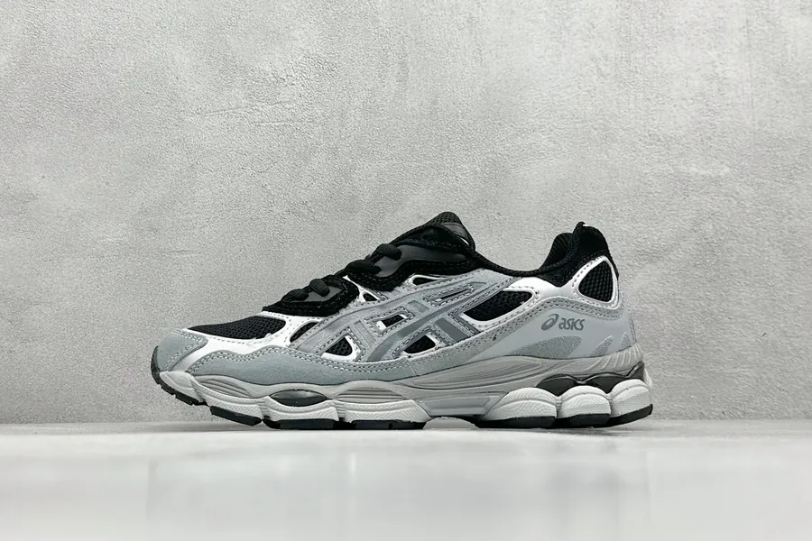 ASI GEL C Low Top Athletic Sneakers