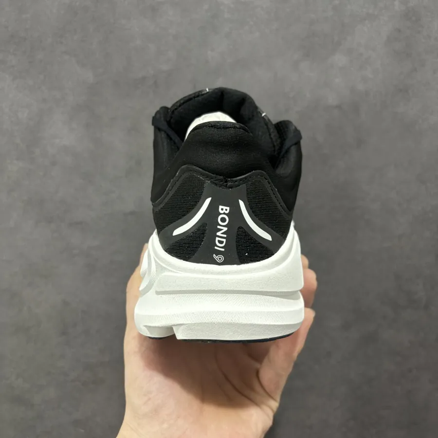 Hoka One One Bondi 9 Wide Premium Running Shoes