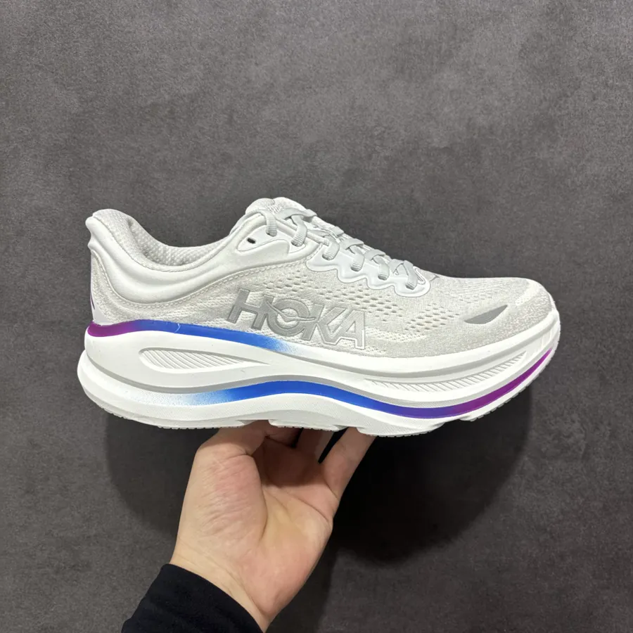 Hoka One One Bondi 9 Wide Comfortable and Durable Running Shoes