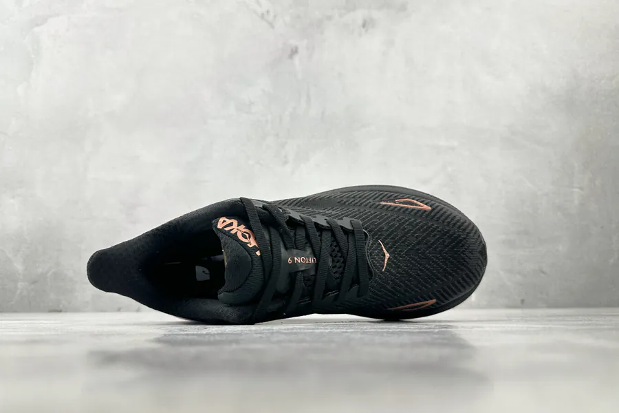 One One Ifton 9 in Black