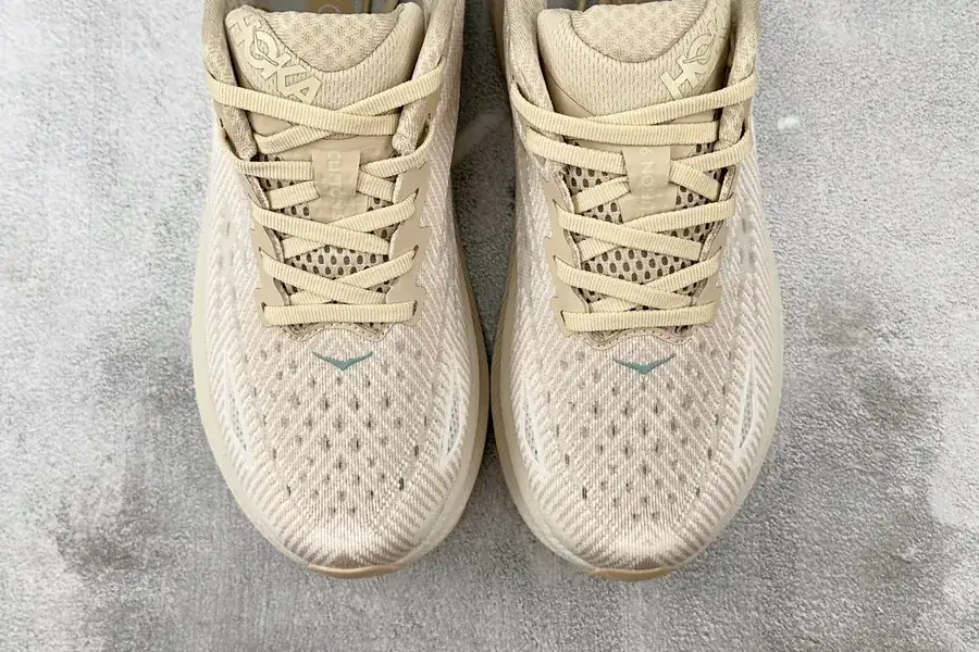 ONE ONE ifton 9 in Light Brown