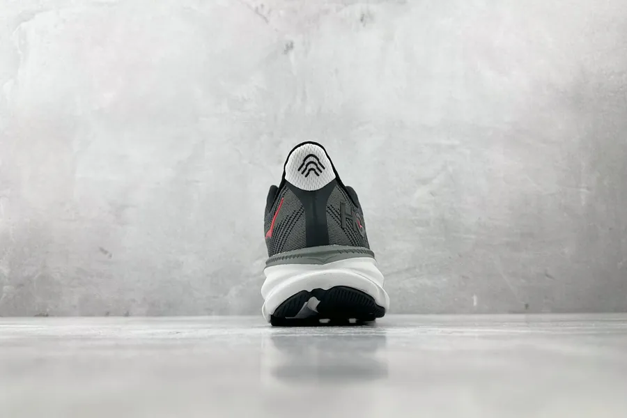 One One ifton 9 in Black Gray