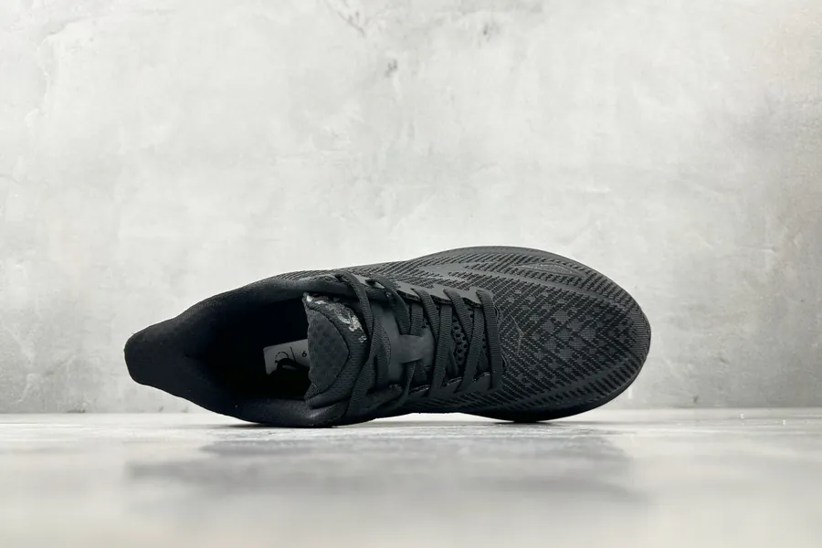 One One ifton 9 in Black