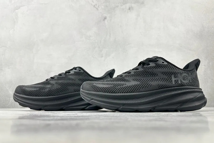 One One ifton 9 in Black