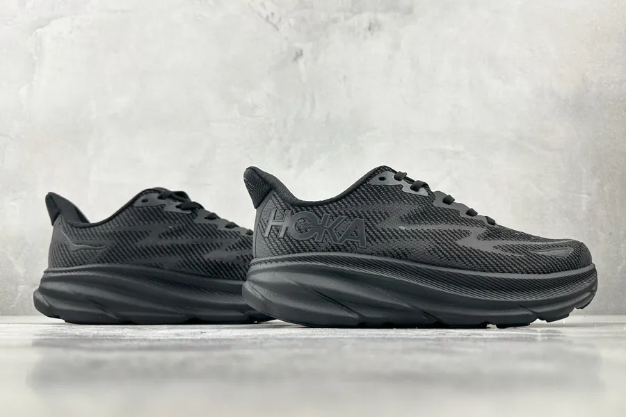 One One ifton 9 in Black