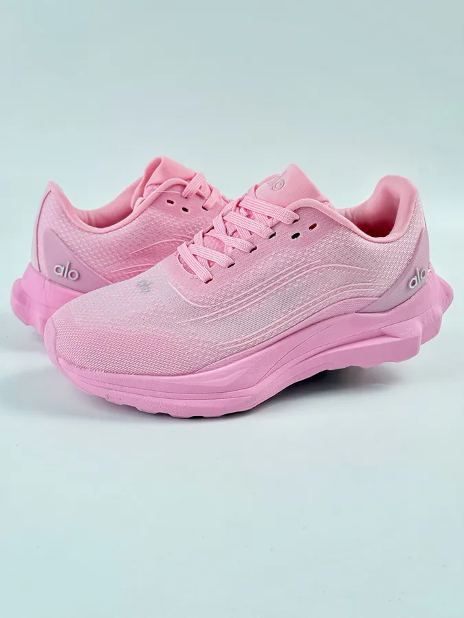 Alo Yoga Alo Runner Comfortable and Stylish Low Top Running Shoes