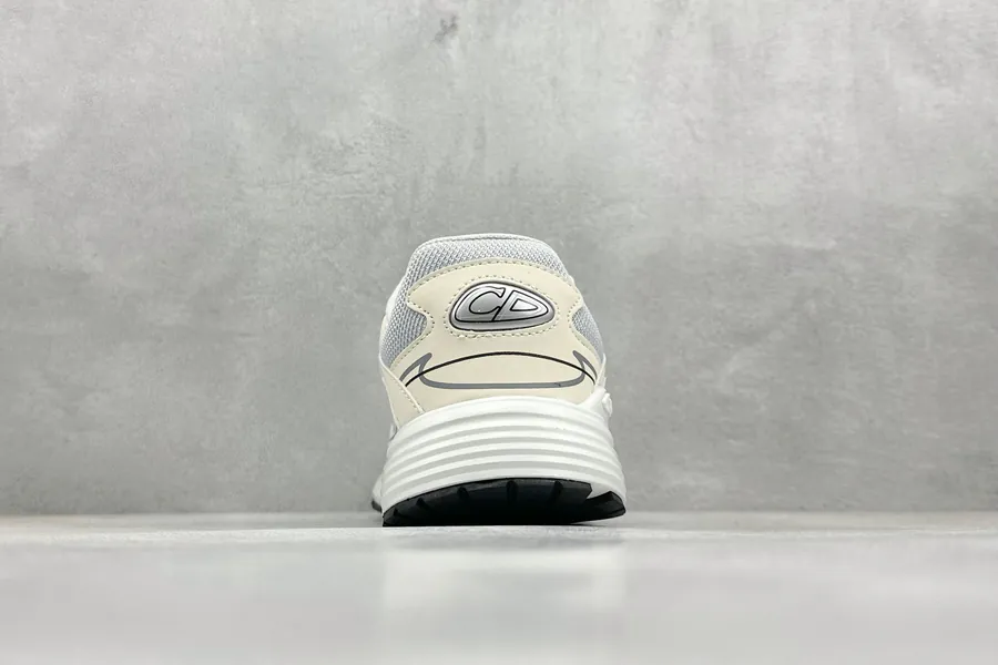 DIO B30 Low Top Sneaker Classic Dad Style