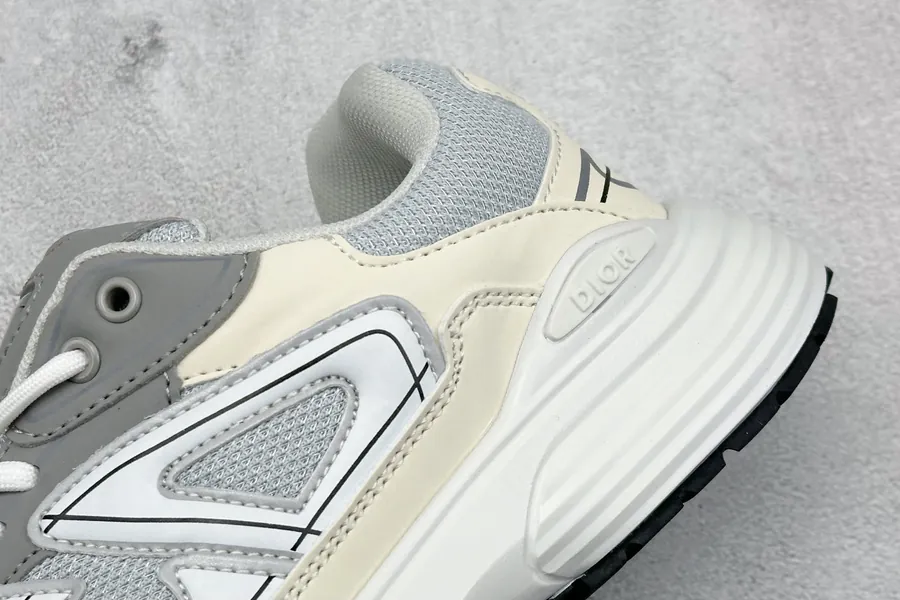 DIO B30 Low Top Sneaker Classic Dad Style