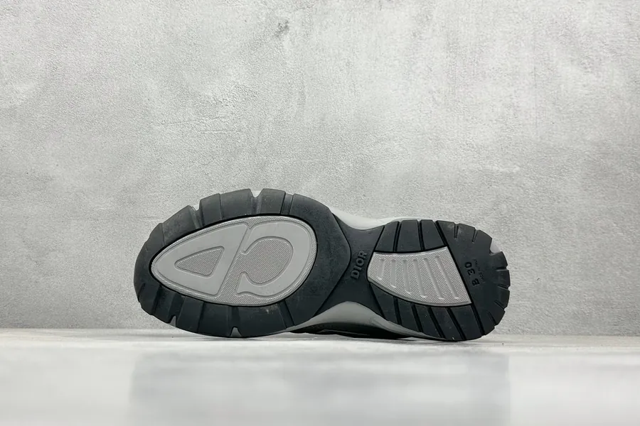 DIO B30 Low Top Sneaker Classic Dad Shoes with Retro Style
