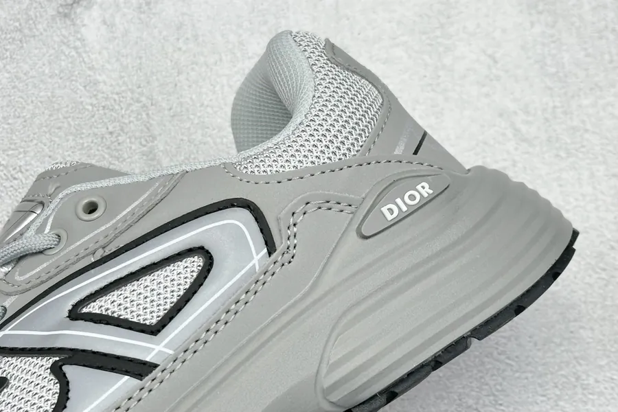 DIO B30 Low Top Sneaker Classic Dad Shoes with Retro Style