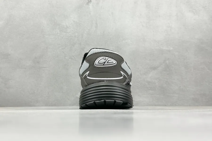 DIO B30 Low Top Sneaker Classic Dad Style
