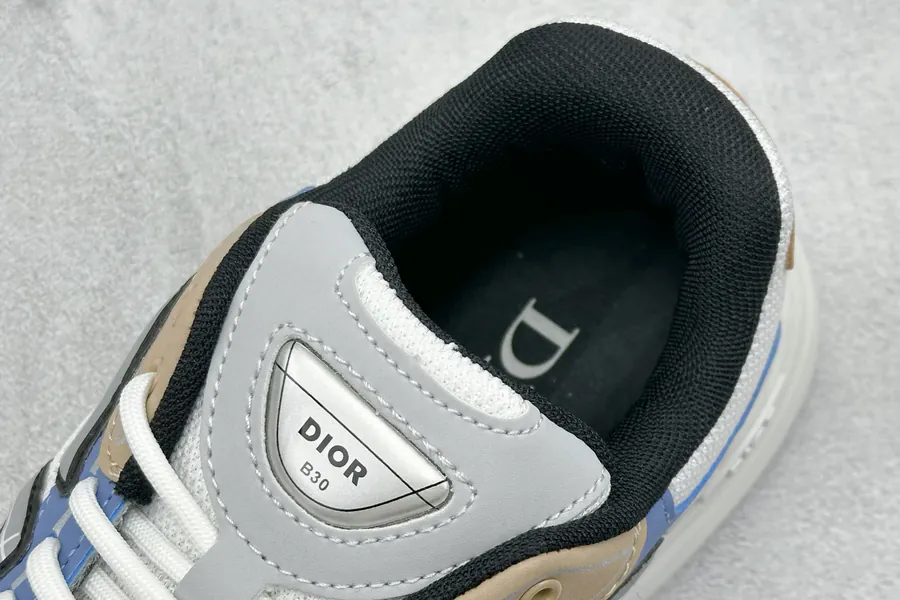 DIO B30 Low Top Sneaker Classic Dad Shoes with Retro Style