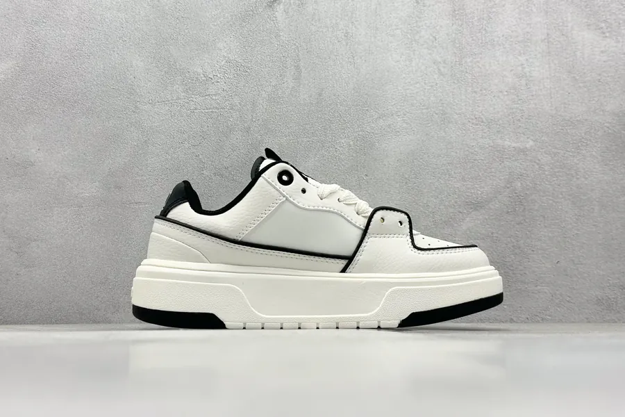 MLB NY Print Sneaker Exclusive Original
