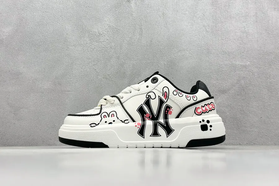MLB NY Print Sneaker Exclusive Original
