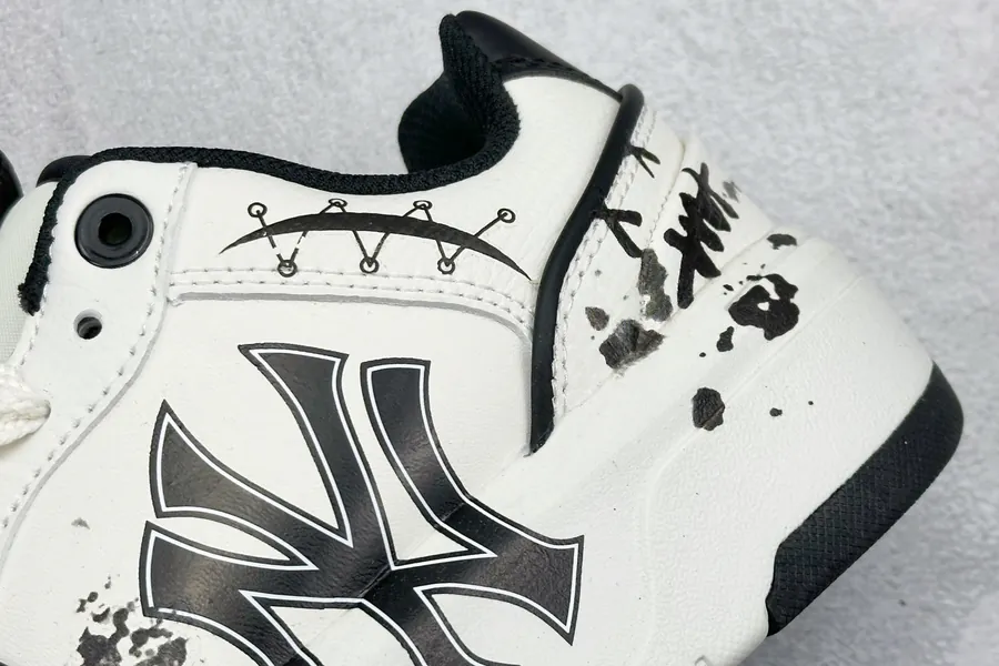 MLB NY Print Sneaker Exclusive Original