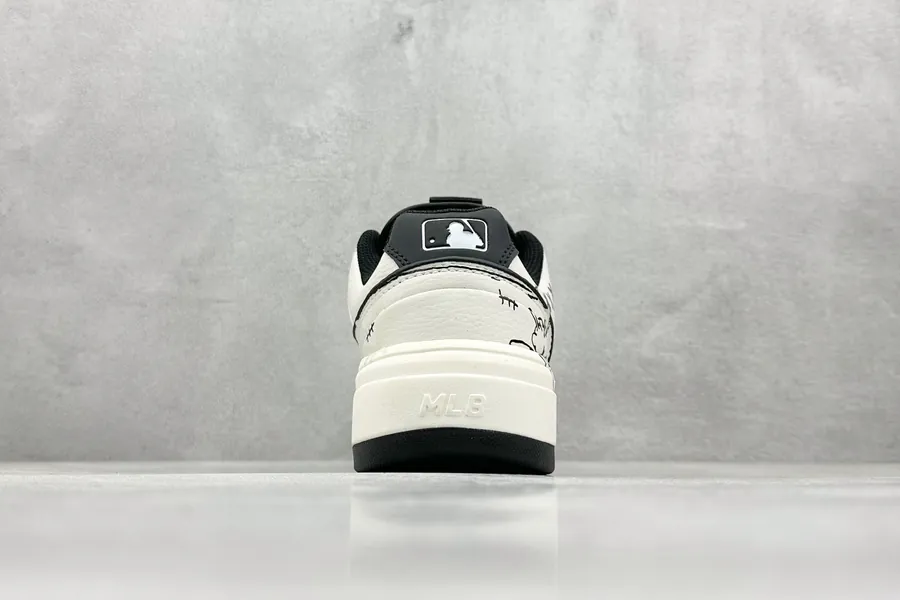 MLB NY Print Sneaker Exclusive Original