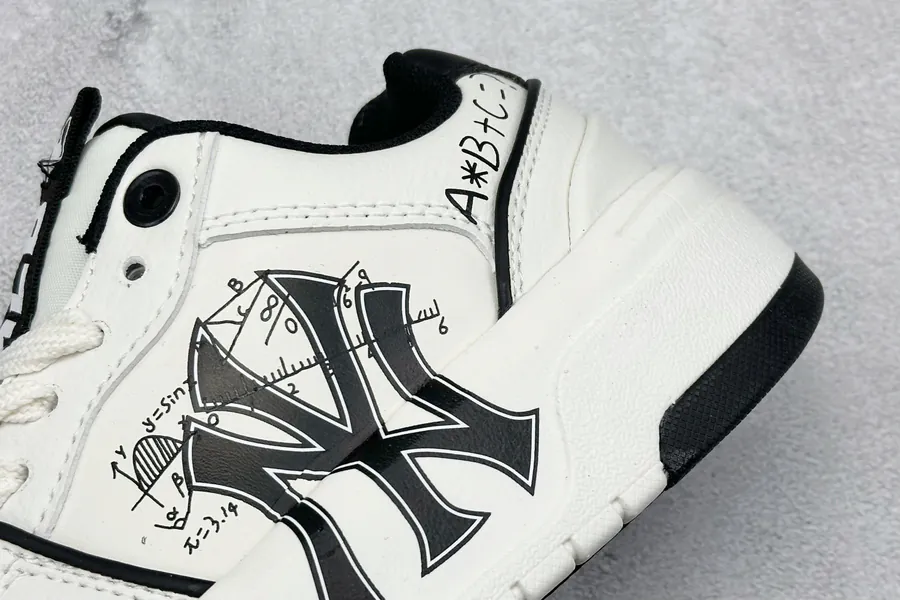 MLB NY Print Sneaker Exclusive Original
