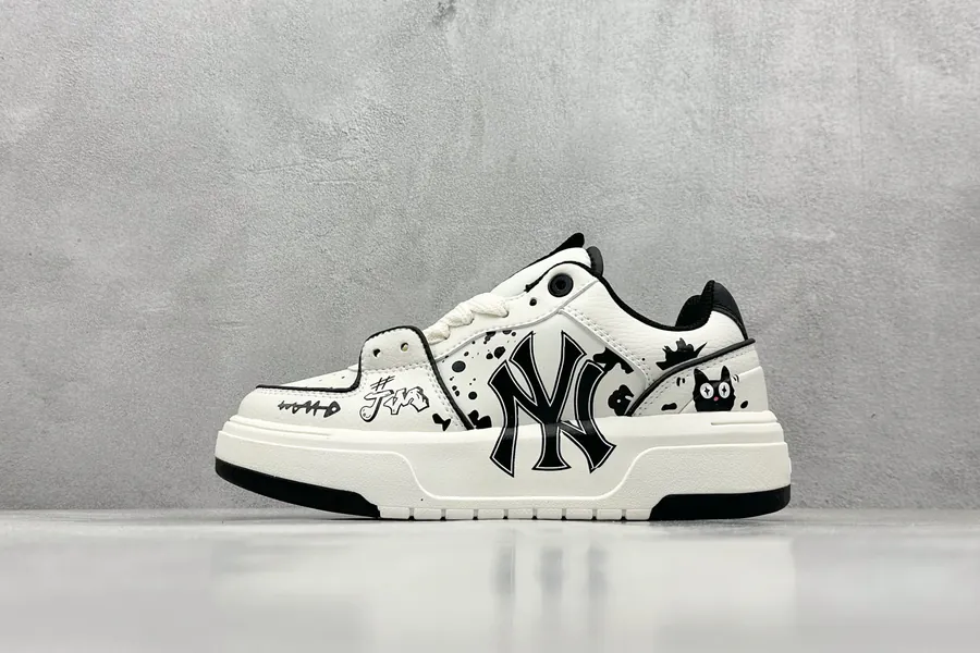 MLB NY Print Sneaker Exclusive Original