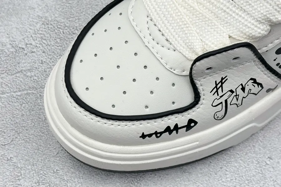 MLB NY Print Sneaker Exclusive Original
