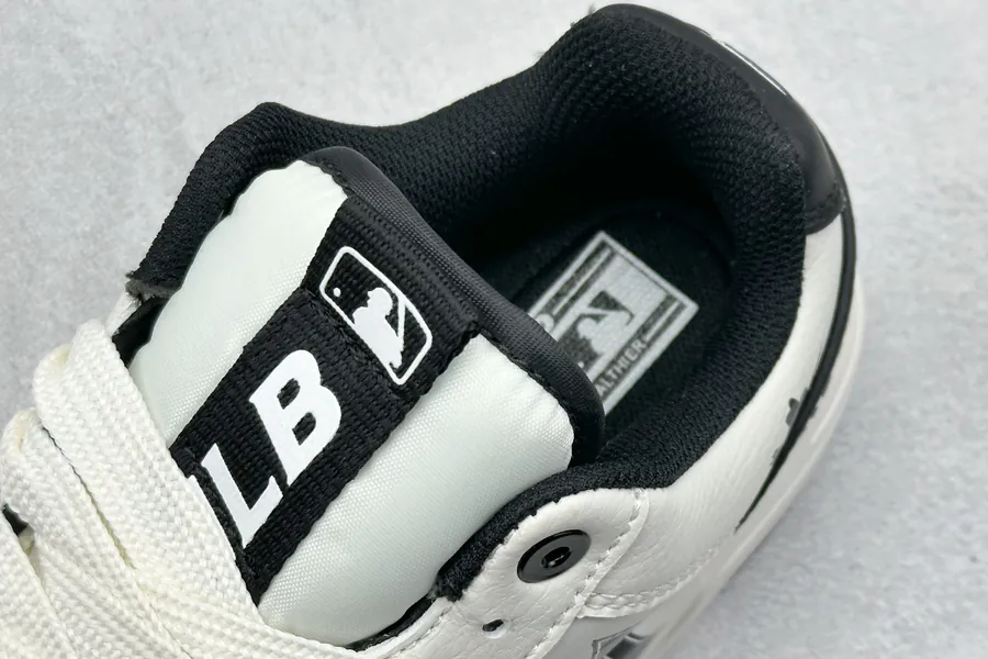 MLB NY Print Sneaker Exclusive Original