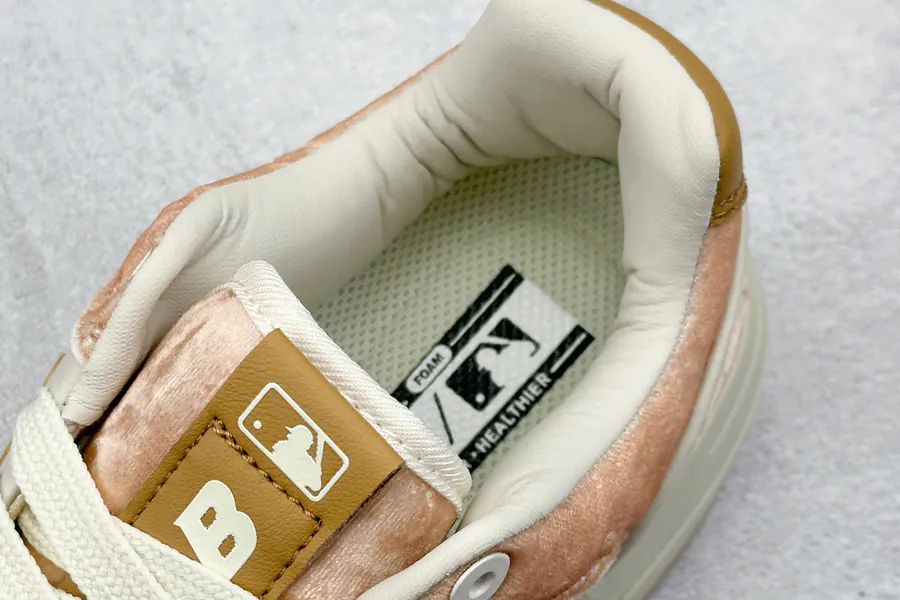 MLB Chunky Liner Low Top Sneaker